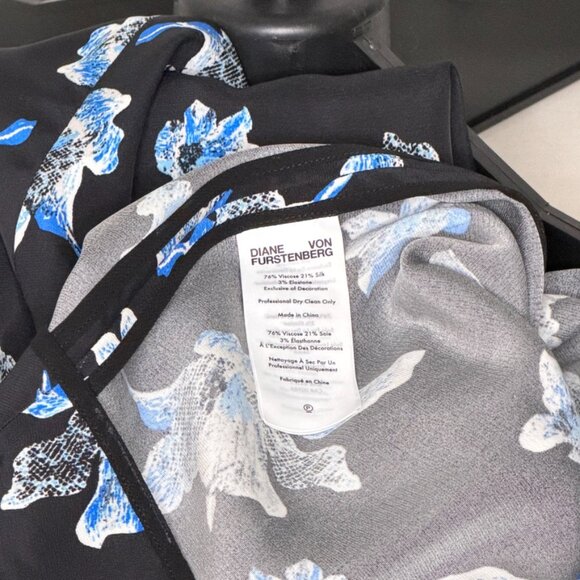 Diane Von Furstenberg Kara Floral Stretch-Cady Pencil Skirt - Picture 7 of 8